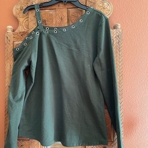 OFF SHOULDER BRAND NEW ARMY GREEN SHIRT (S)